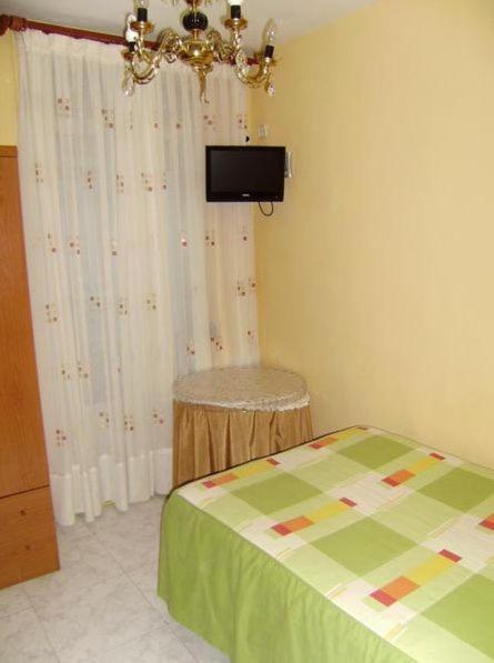 Hostal Miguel Angel Madri Exterior foto